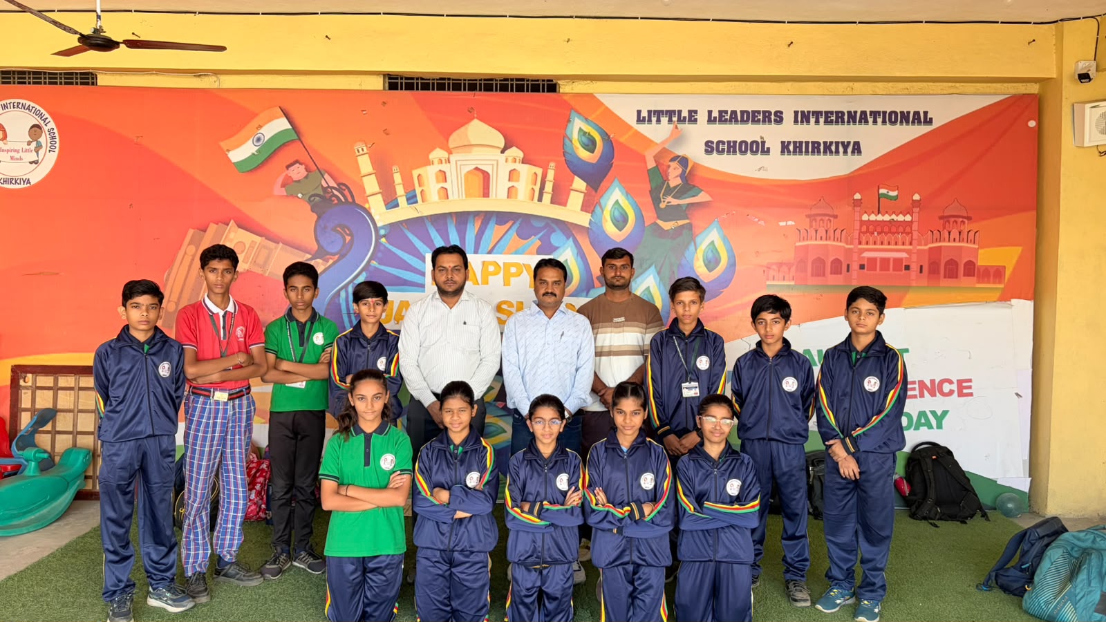 जीत का परचम! संभाग में प्रथम स्थान हासिल कर राज्य स्तरीय खो-खो में पहुँचे लिटिल लीडर्स इंटरनेशनल स्कूल, खिरकिया के होनहार खिलाड़ी। 1 IMG 20261015 WA0043